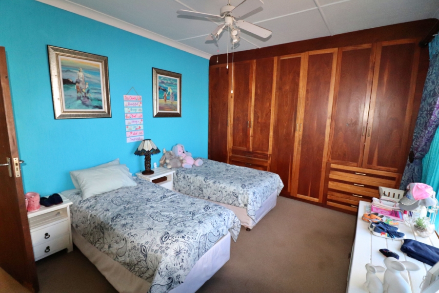 3 Bedroom Property for Sale in Sunnyridge Eastern Cape